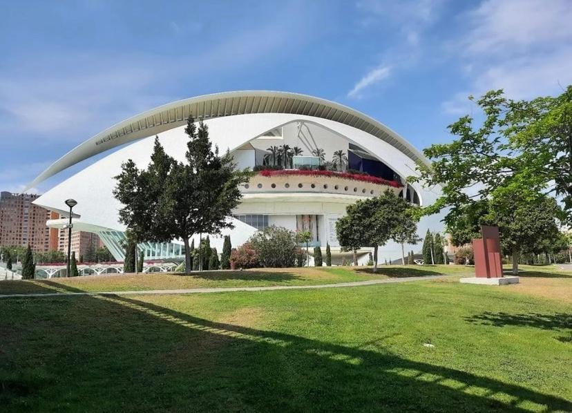 Apartamentos Ciudad De Las Artes Y Las Ciencias Walencja Zewnętrze zdjęcie